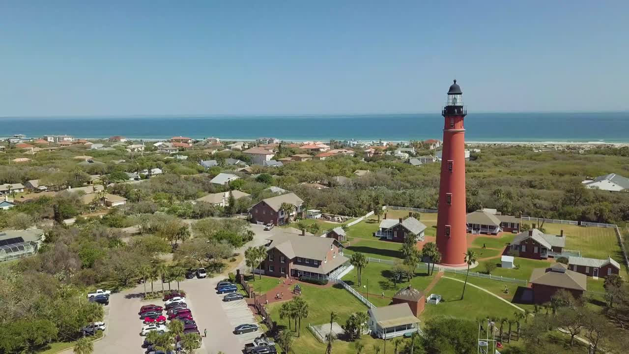 Sorvolo di drone del faro di Ponce Inlet