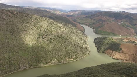 el famoso río duero. destino de viaje portugal