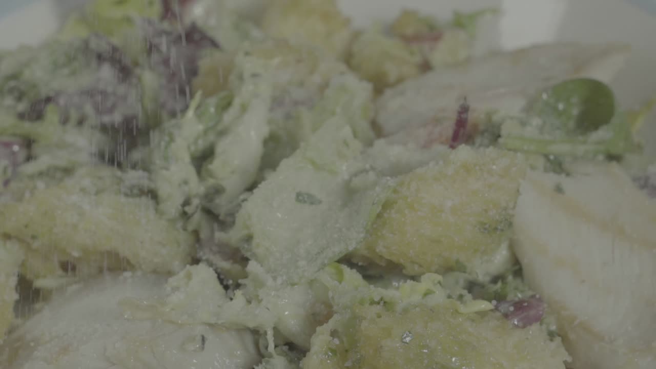 시저 러드 클로즈업