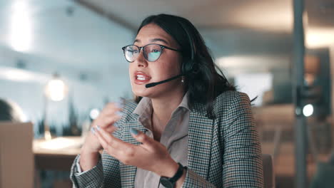 Callcenter,-Beratung-Und-Nacht-Mit-Geschäft