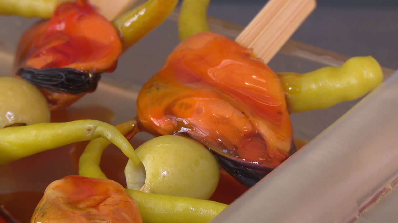 Mussels and Olives with Sauce