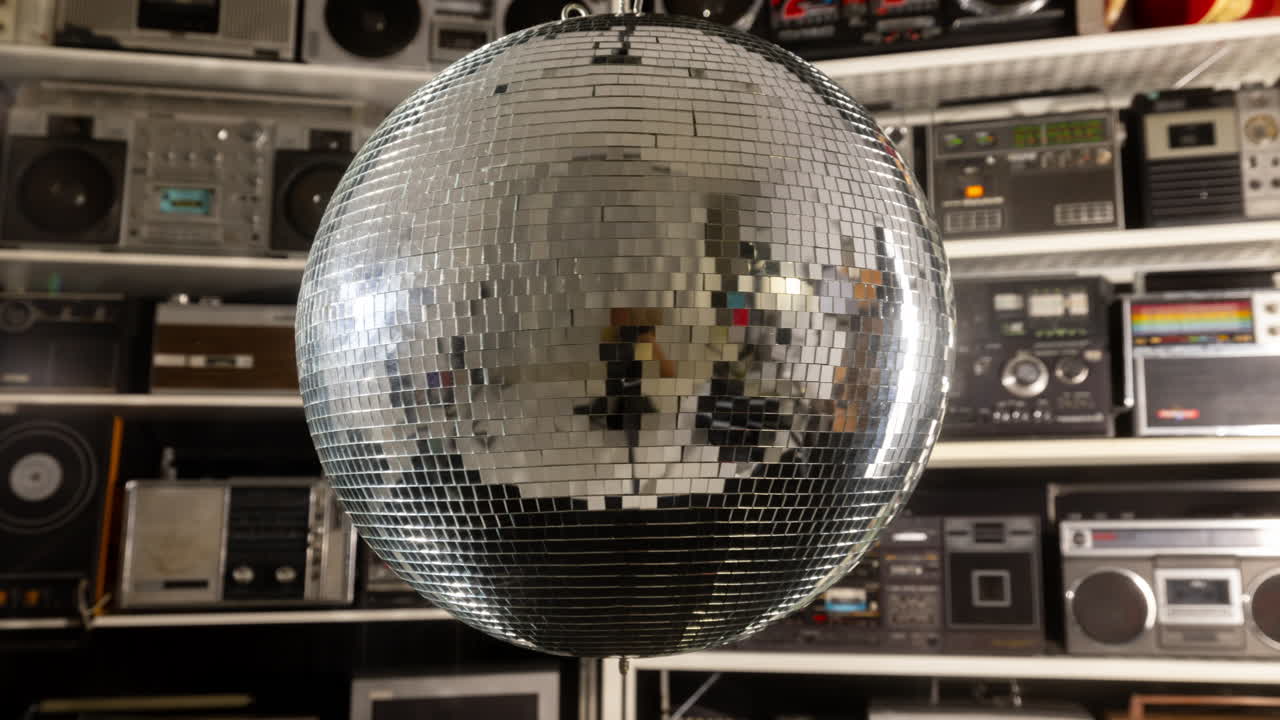 discoball e muro di ghettoblaster