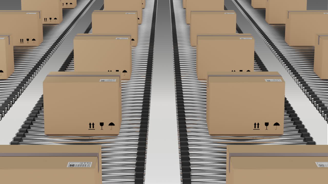 컨베이어 벨트 에 움직이는 카드보드 포장 상자 의 줄