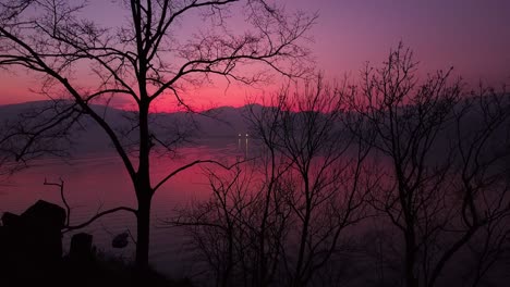 Drone-on-dusk-on-the-lake