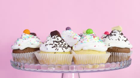 rotating cup cakes served on crystal plate