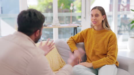 mujer, pelea y problema de pareja enojada
