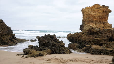 An-Australian-coastal-beach-with-limestone-cliffs-and-formations