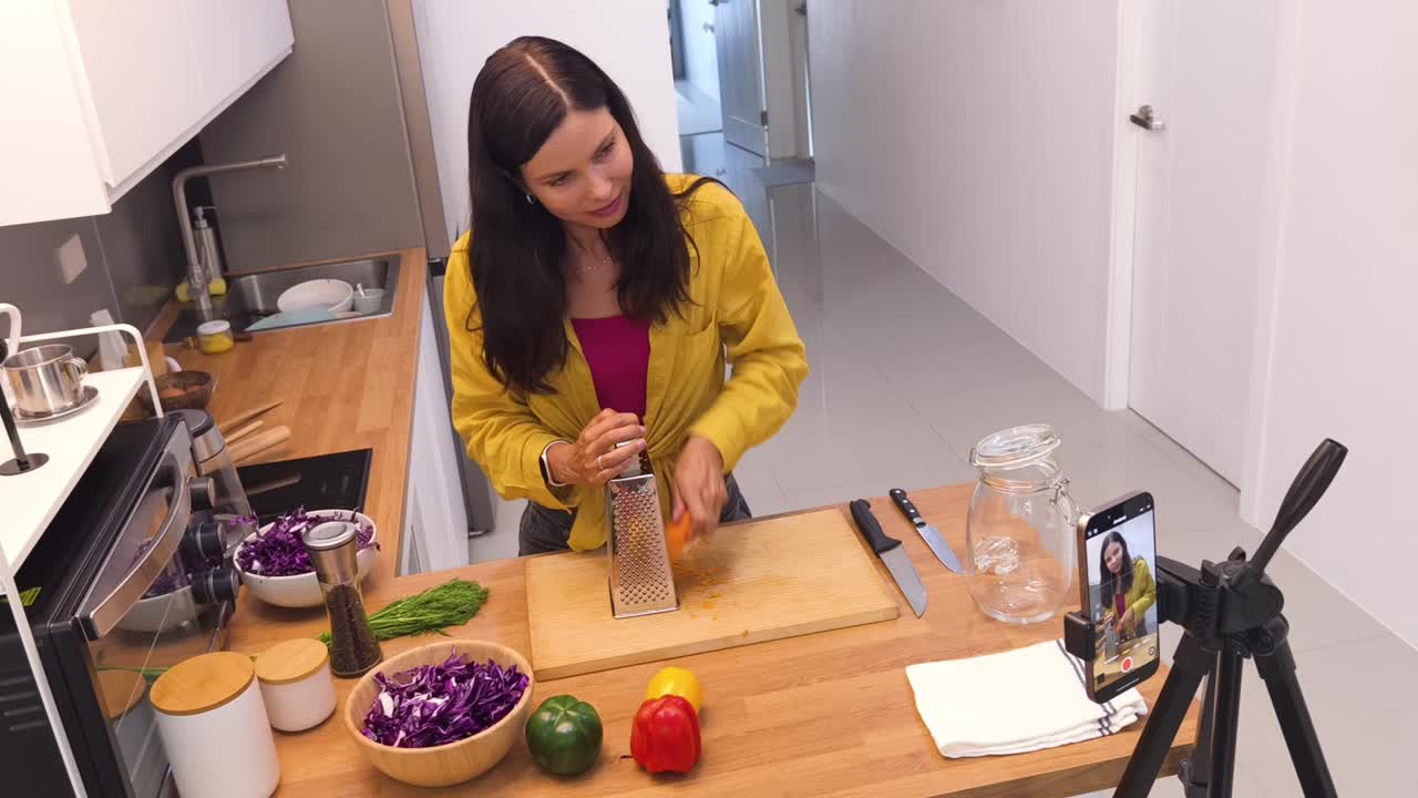 tutorial de cocina: receta saludable de zanahoria y repollo rojo