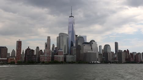 Manhattan-Desde-El-Río-En-2016,-Grabado-Con-Un-Canon-6d