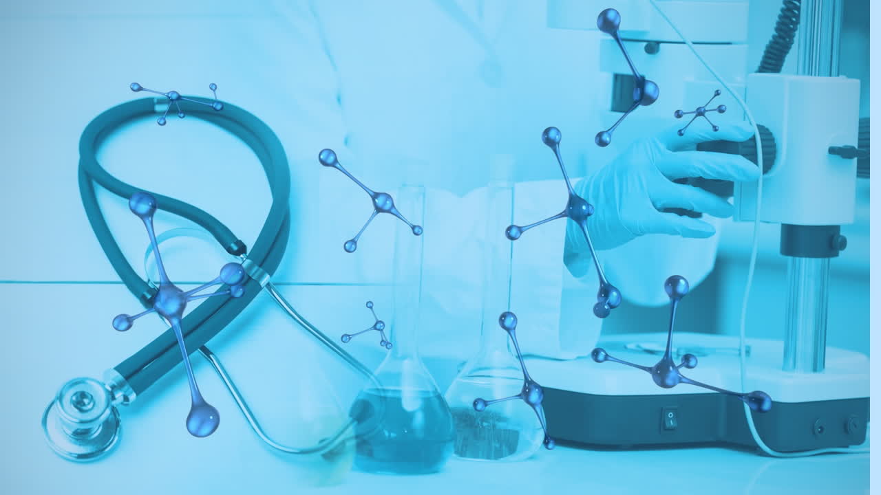 뉴클레오티드의 애니메이션, 테이블 위의 스테토스코프, 액체를 검사하는 과학자의 절단된 손