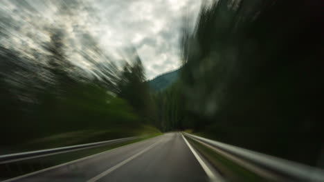 Lapso-De-Tiempo-Conductor-Pov-Italia-Carretera-En-Dolomita