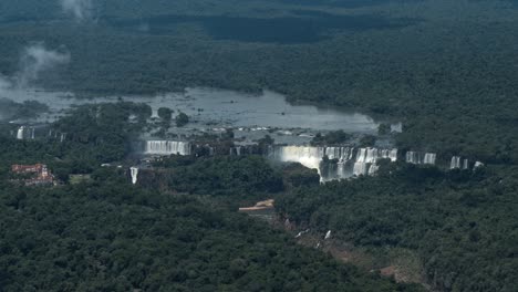 Cataratas-Del-Iguazú-Desde-Vista-De-Helicóptero