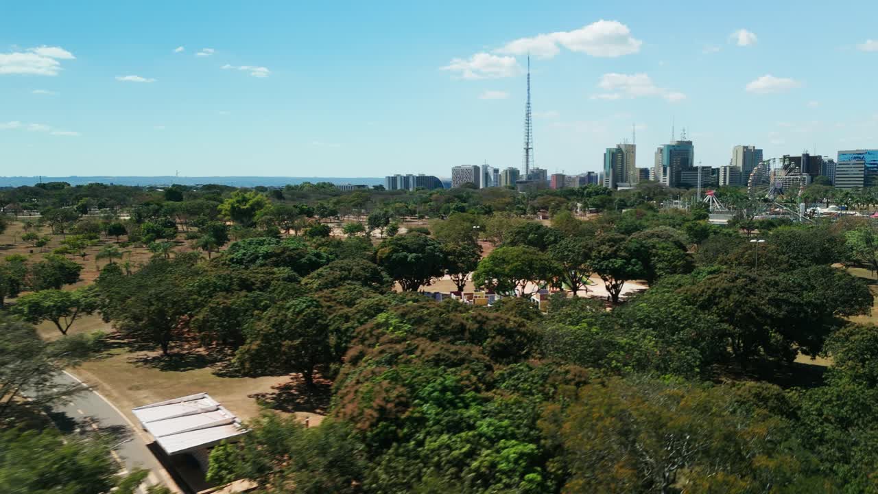 City Park Sarah Kubitschek in Brasília, the capital of Brazil. In the middle of the city