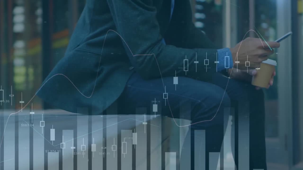 Animazione di statistiche ed elaborazione dati su un uomo che usa uno smartphone