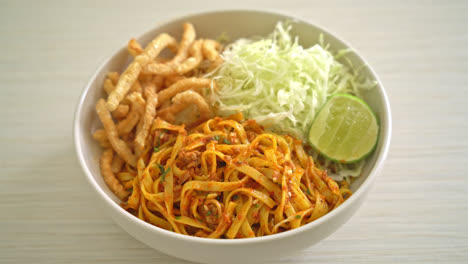 fideos chinos de yunnan o kwa meng - estilo de comida asiática