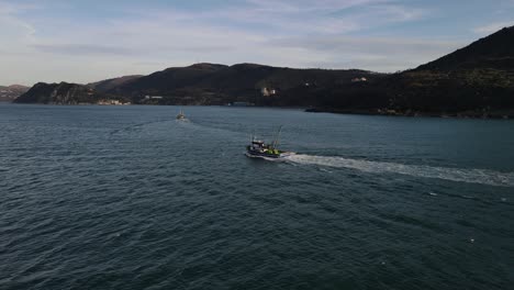 Vista-De-Drone-De-Vela-De-Barco