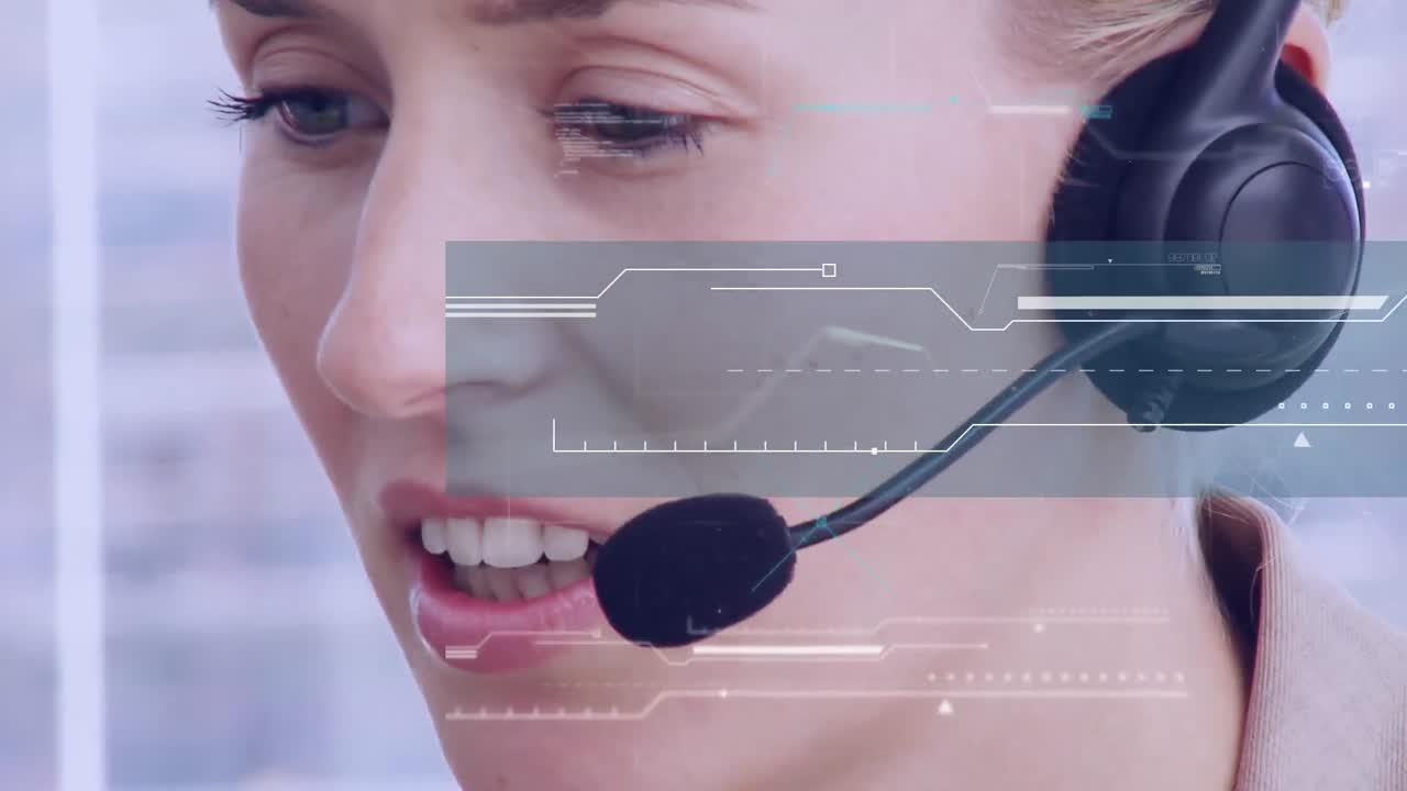 Animazione dell'elaborazione dati su una donna d'affari che usa un telefono con cuffie