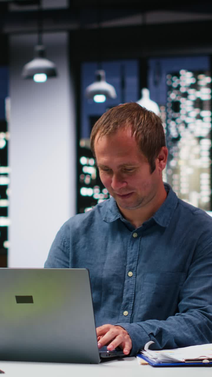 Vertical Video Diverse business colleagues forecasting a new project for market research