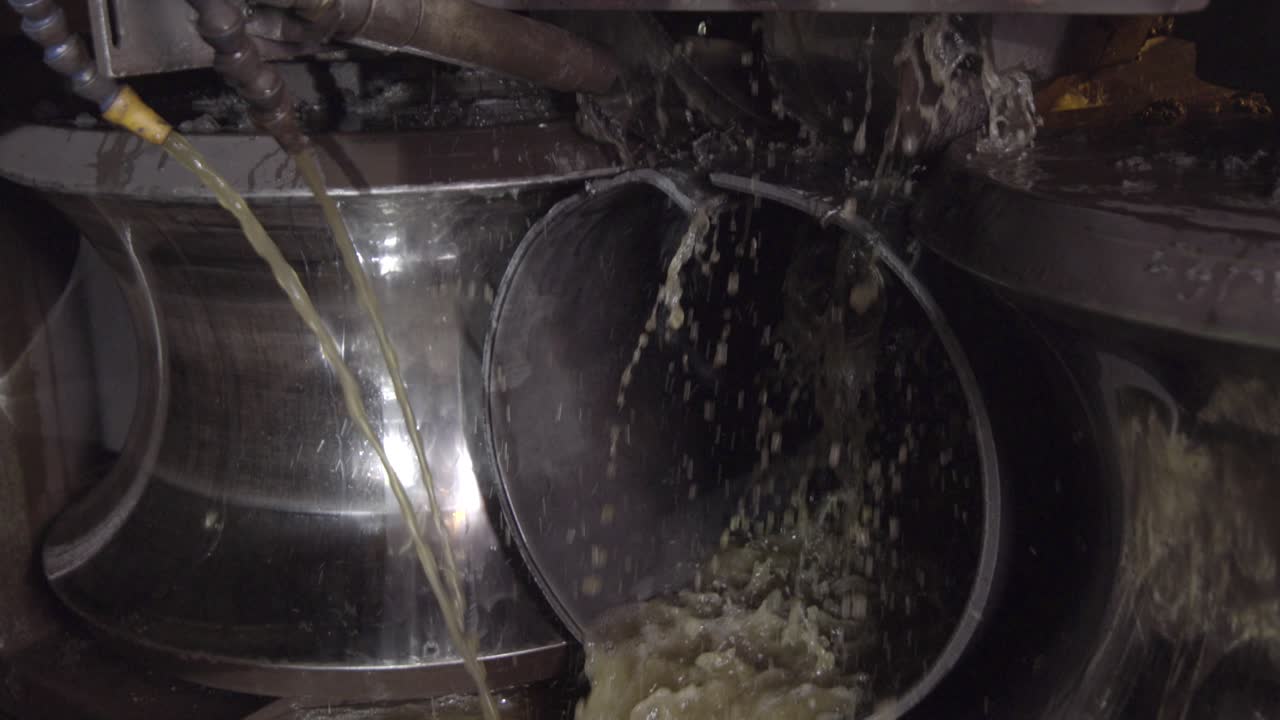 proceso de laminado y lubricación de tuberías