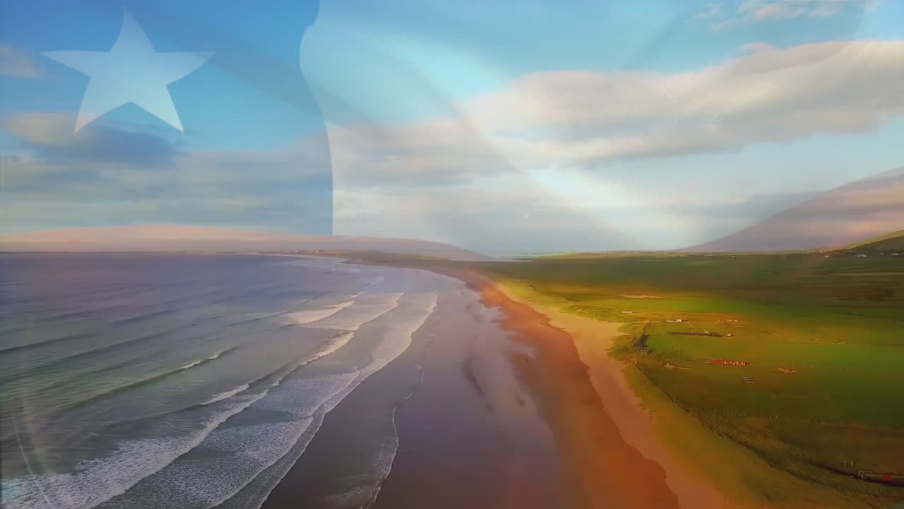 composición digital de la bandera de chile ondeando contra la vista aérea de las olas en el mar