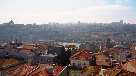 Portugal,-Oporto,-Vista-Desde-El-Mirador-De-Vitória-Al-Casco-Antiguo-Y-Al-Río-Duero.