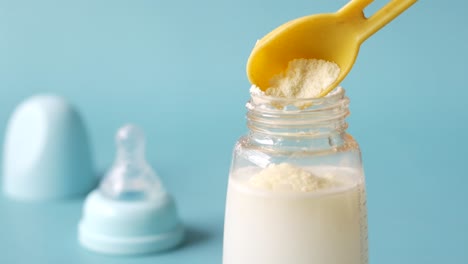 preparing baby formula