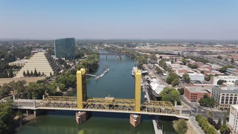 tower-bridge-sacramento-california-aerial-view