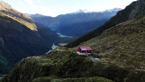 Isolated-Liverpool-Hut,-Hiking-Destination-for-Travelers-in-New-Zealand---Aerial