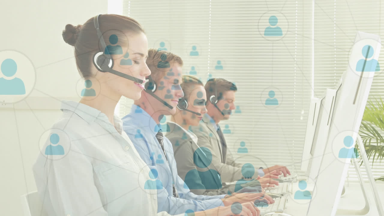 animación de la red de conexiones a través de personas de negocios que usan auriculares telefónicos