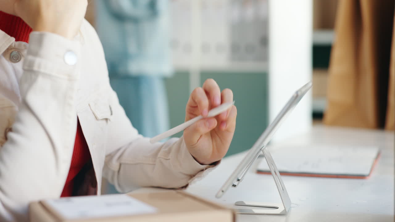 Working with a tablet and stylus