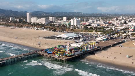 santa monica piers ferris wheel and ocean view