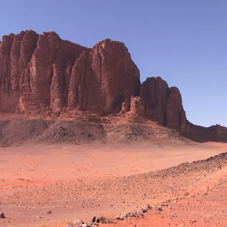 Die-Wunderschönen-Wüstenlandschaften-Von-Wadi-Rum-Jordanien