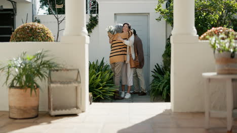 Woman,-flowers-or-senior-parents-hug-for-bonding