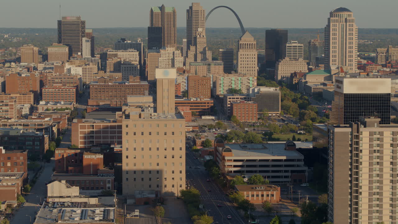 Pull away from downtown St. Louis