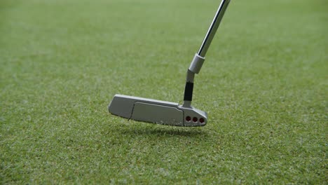 golf putting