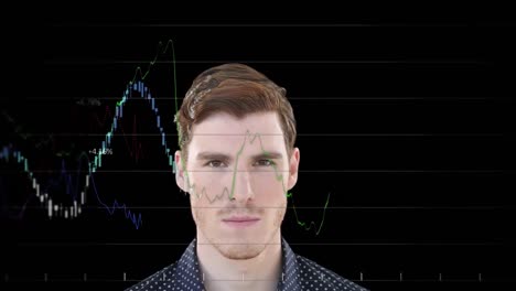 animatie van gegevensverwerking over kaukasische zakenman met behulp van smartphone