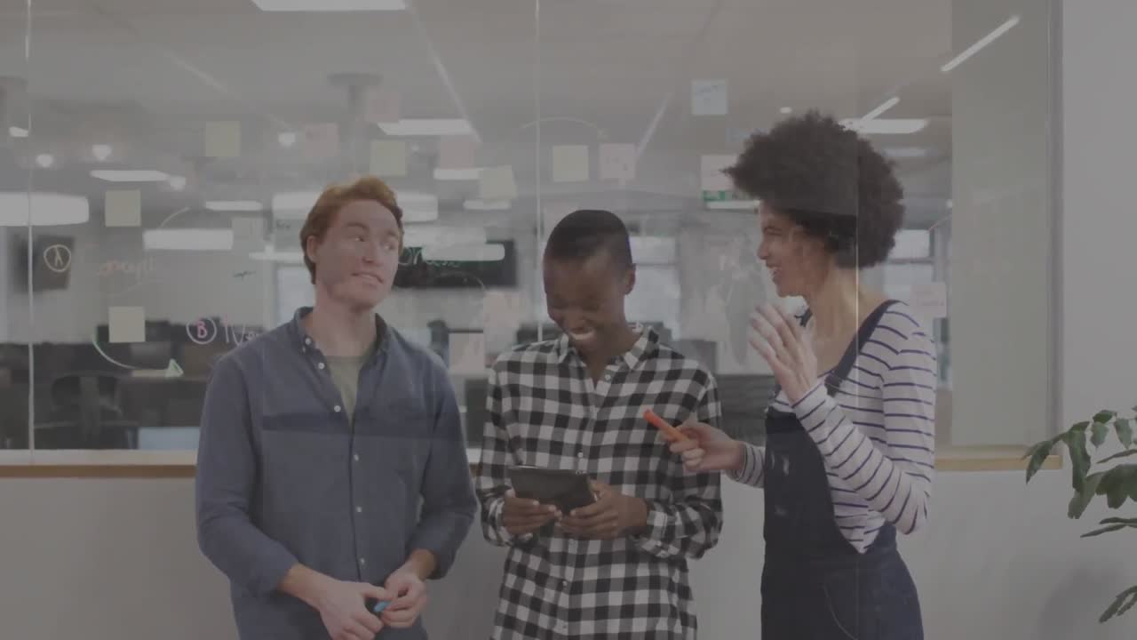 animación de la gente de negocios sobre el procesamiento de datos financieros