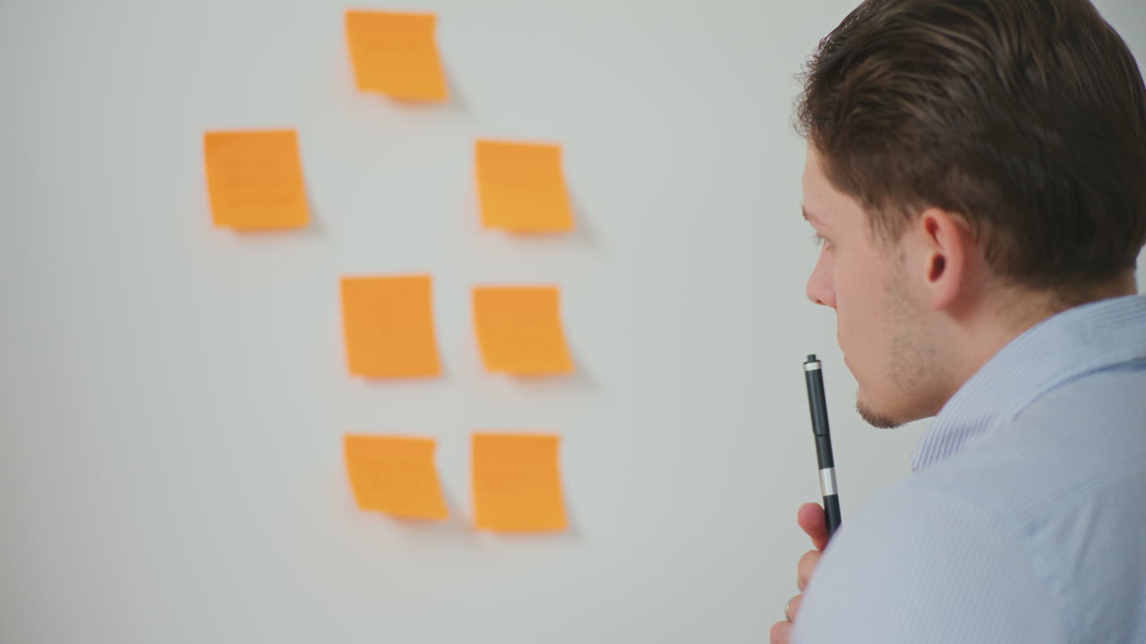 предприниматель работает в виртуальном офисе