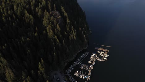 Deep-Cove-Marina-In-Britisch-Kolumbien