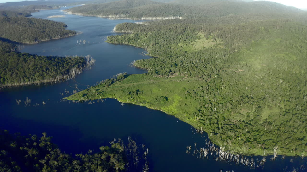 자연은 아름답고 신비롭습니다.