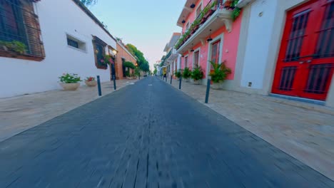 Calle-Arzobispo-Merino-En-Santo-Domingo,-Zona-Colonial