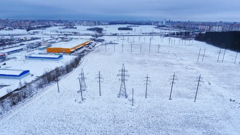 infraestructura energética. zona industrial aérea. paisaje electrico