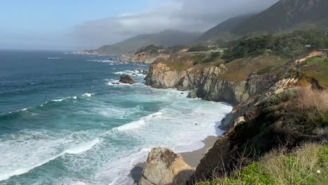 Beautiful-beach-in-Big-Sur-california,-pacific-coast-highway,-travel,-landscape