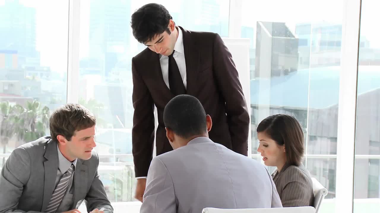 다문화 비즈니스 모임