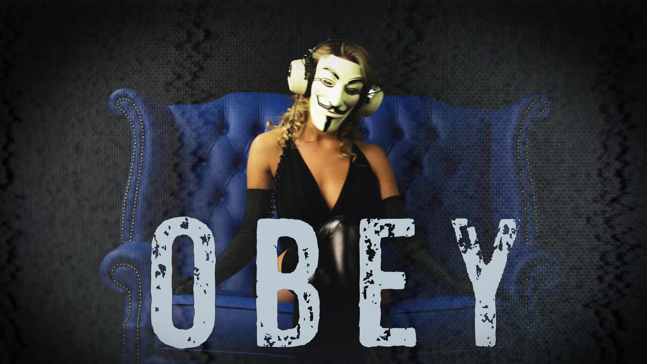 anon obedecer 4k 00