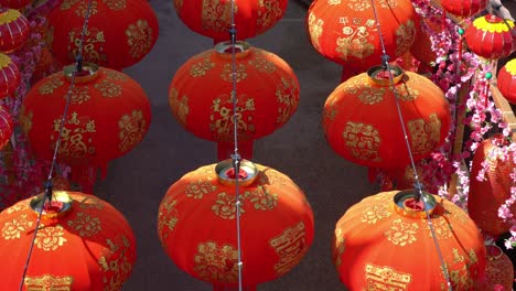 tilt shot of red lantern decoration