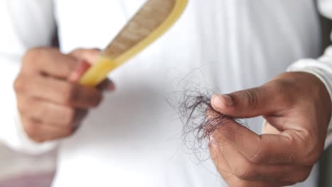 hair loss and comb