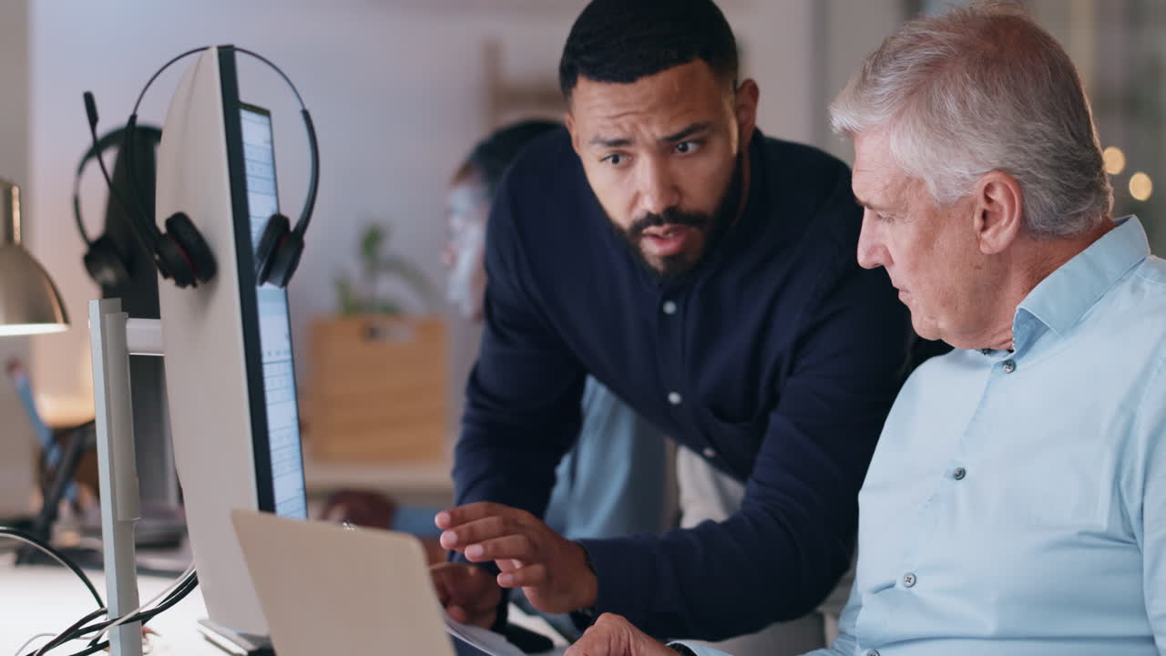 Business, manager help employee