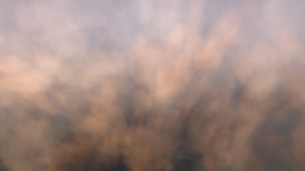 일몰 하늘에 노란 구름