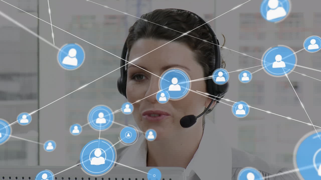 animación de una red de conexiones e iconos sobre una mujer de negocios con auriculares